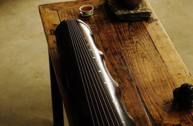 来宾市古琴蕴含的传统文化，一把古琴制备出来要两年的时间